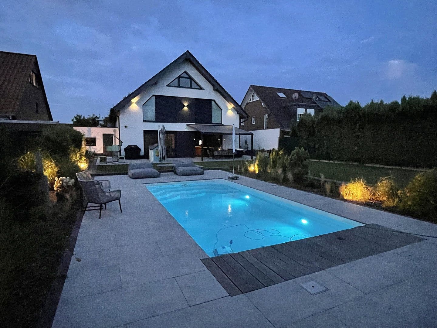 Prodej domu 240 m², pozemek 800 m², Mönchengladbach, Severní Porýní-Vestfálsko Prodej domu 240 m², pozemek 800 m², Mönchengladbach, Severní Porýní-Vestfálsko