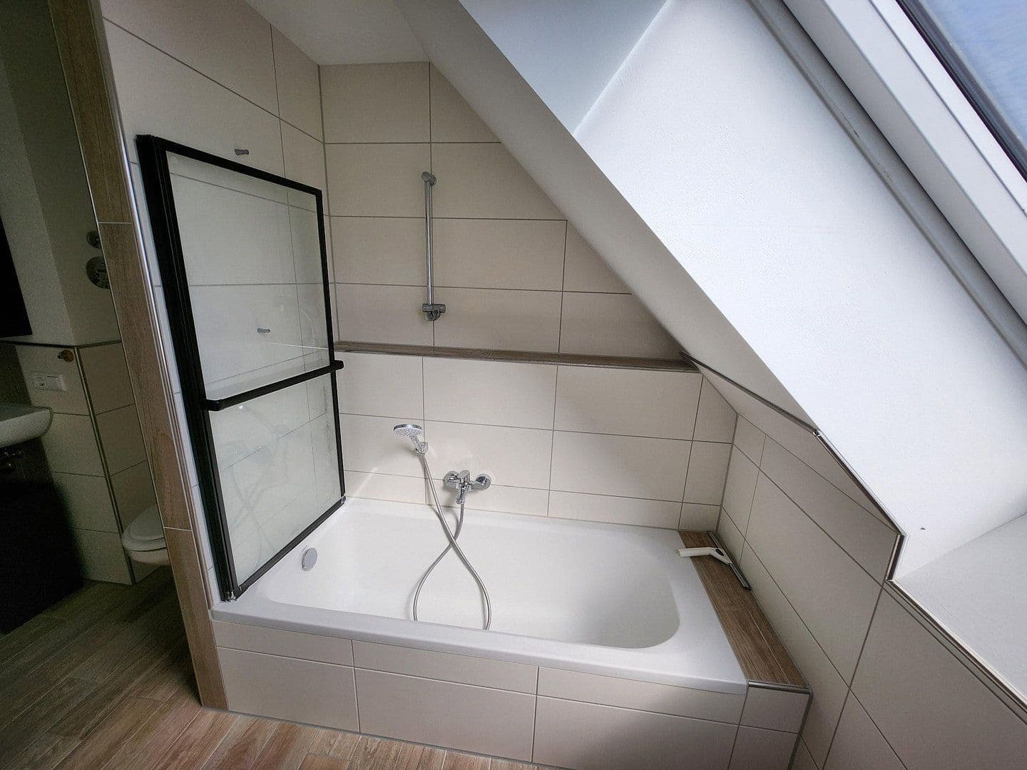 Pronájem bytu 2+1 68 m², Biberbach, Bavorsko Pronájem bytu 2+1 68 m², Biberbach, Bavorsko