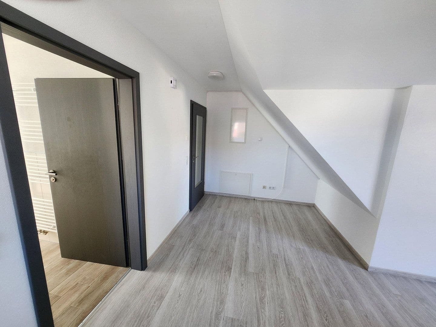 Pronájem bytu 2+1 68 m², Biberbach, Bavorsko Pronájem bytu 2+1 68 m², Biberbach, Bavorsko