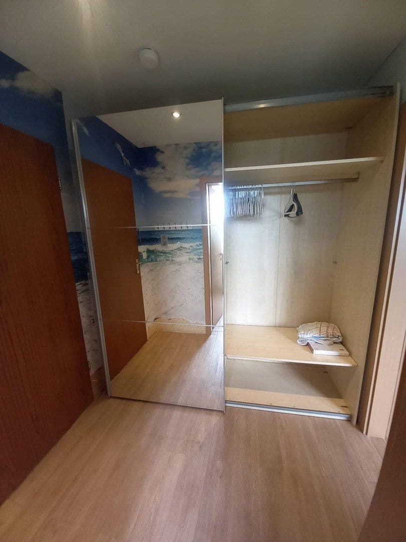 Pronájem bytu 1+kk 40 m², Steinforststraße 32, Erlangen, Bavorsko Pronájem bytu 1+kk 40 m², Steinforststraße 32, Erlangen, Bavorsko