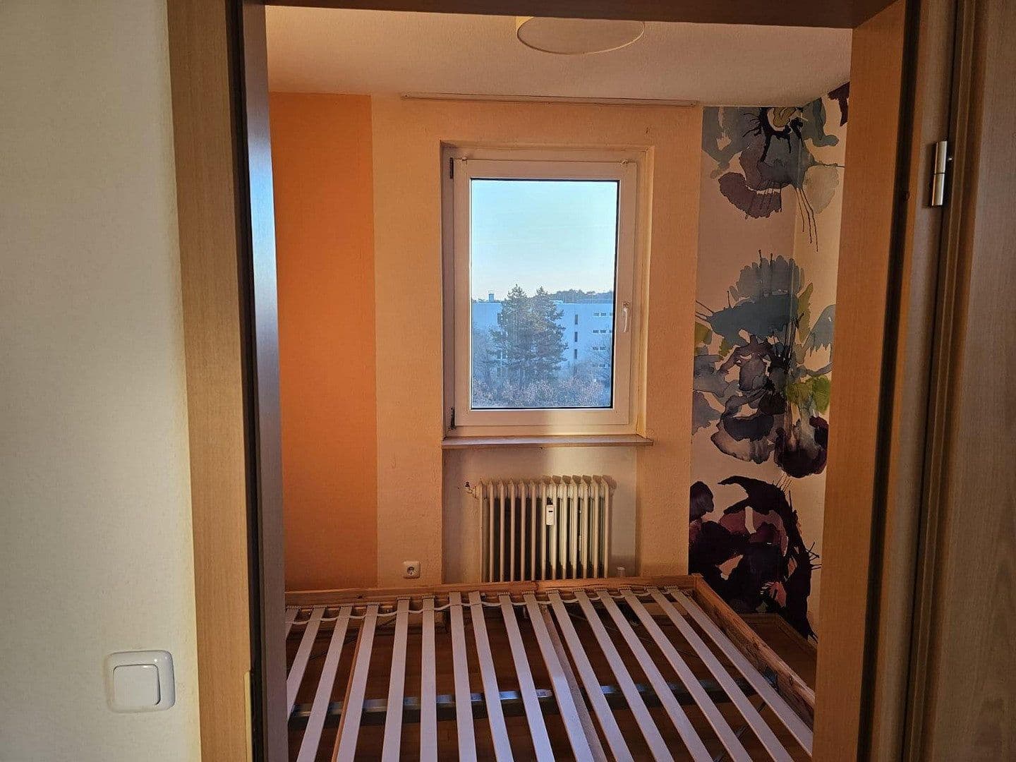 Pronájem bytu 1+kk 40 m², Steinforststraße 32, Erlangen, Bavorsko Pronájem bytu 1+kk 40 m², Steinforststraße 32, Erlangen, Bavorsko