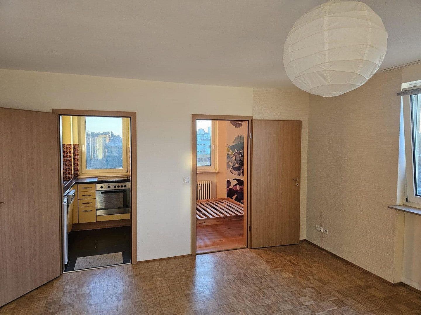 Pronájem bytu 1+kk 40 m², Steinforststraße 32, Erlangen, Bavorsko Pronájem bytu 1+kk 40 m², Steinforststraße 32, Erlangen, Bavorsko