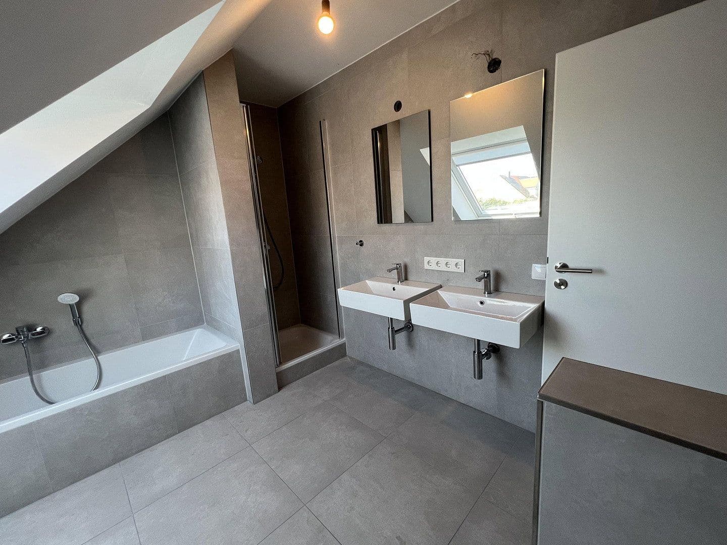Pronájem bytu 6+1 107 m², Schillerstraße 35, Pöttmes, Bavorsko Pronájem bytu 6+1 107 m², Schillerstraße 35, Pöttmes, Bavorsko