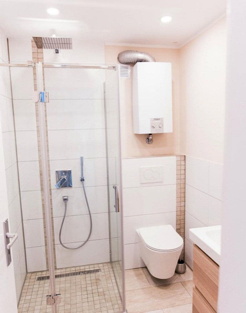 Pronájem bytu 3+1 63 m², Röblingweg 4, Hannover, Dolní Sasko Pronájem bytu 3+1 63 m², Röblingweg 4, Hannover, Dolní Sasko