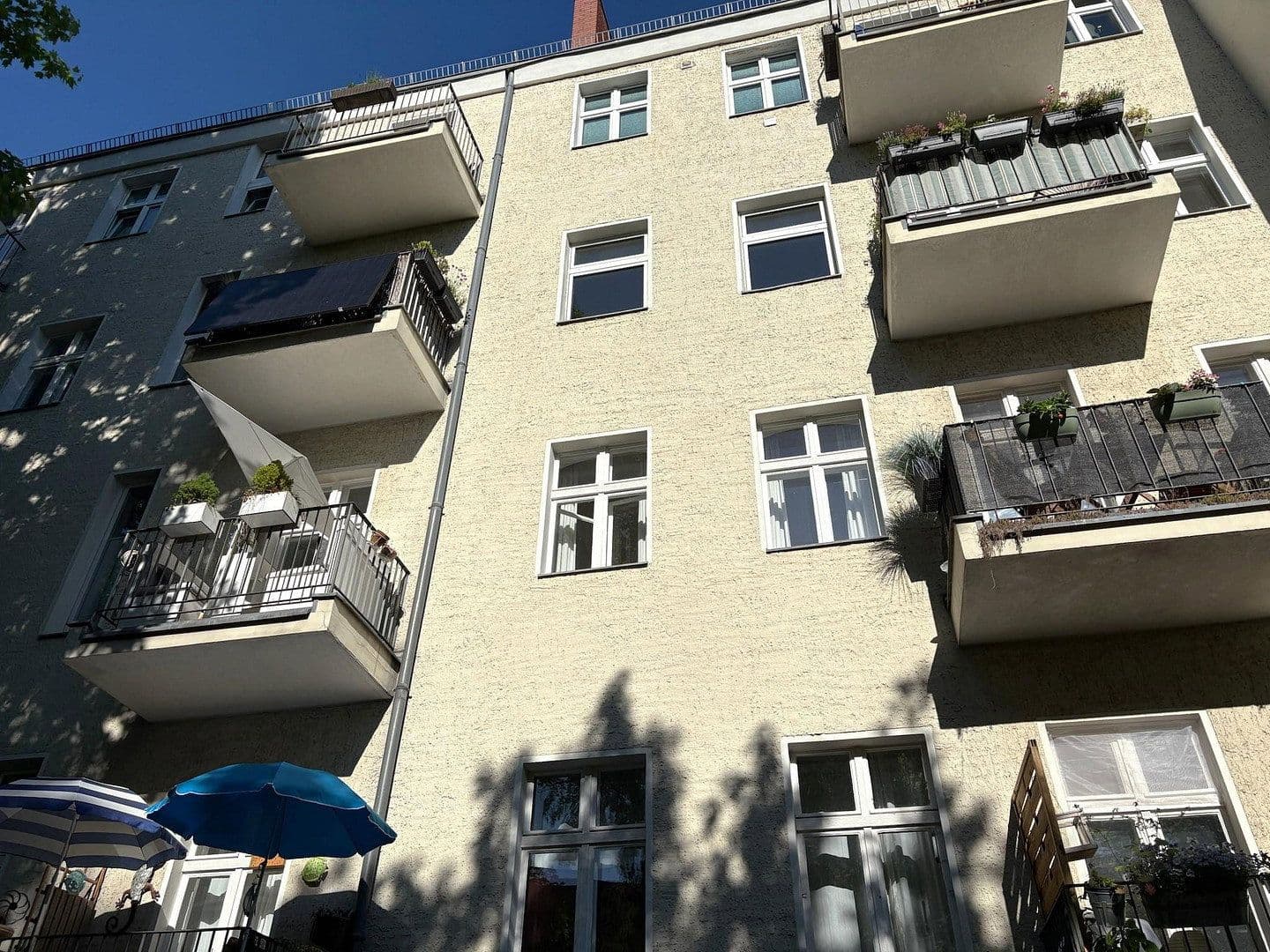 Prodej bytu 5+1 104 m², Berlin, Berlín Prodej bytu 5+1 104 m², Berlin, Berlín