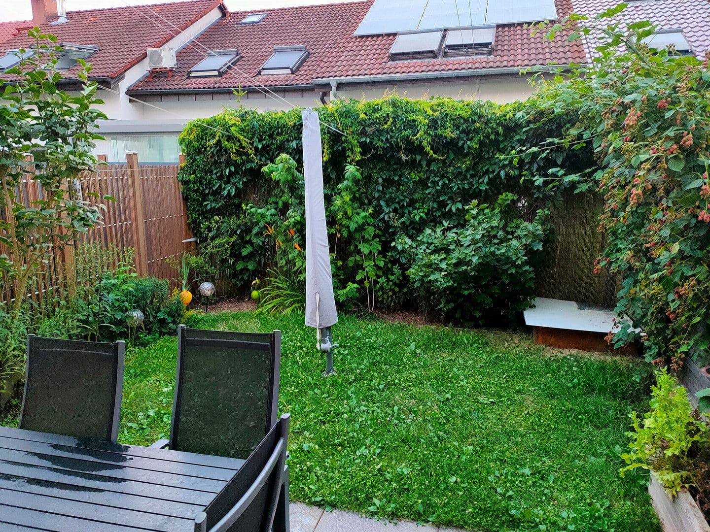 Prodej domu 96 m², pozemek 145 m², Tamm, Bádensko-Württembersko Prodej domu 96 m², pozemek 145 m², Tamm, Bádensko-Württembersko