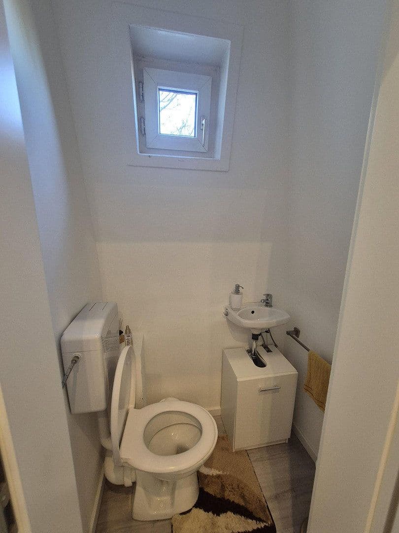 Pronájem bytu 3+1 92 m², Hanau, Hessen Pronájem bytu 3+1 92 m², Hanau, Hessen