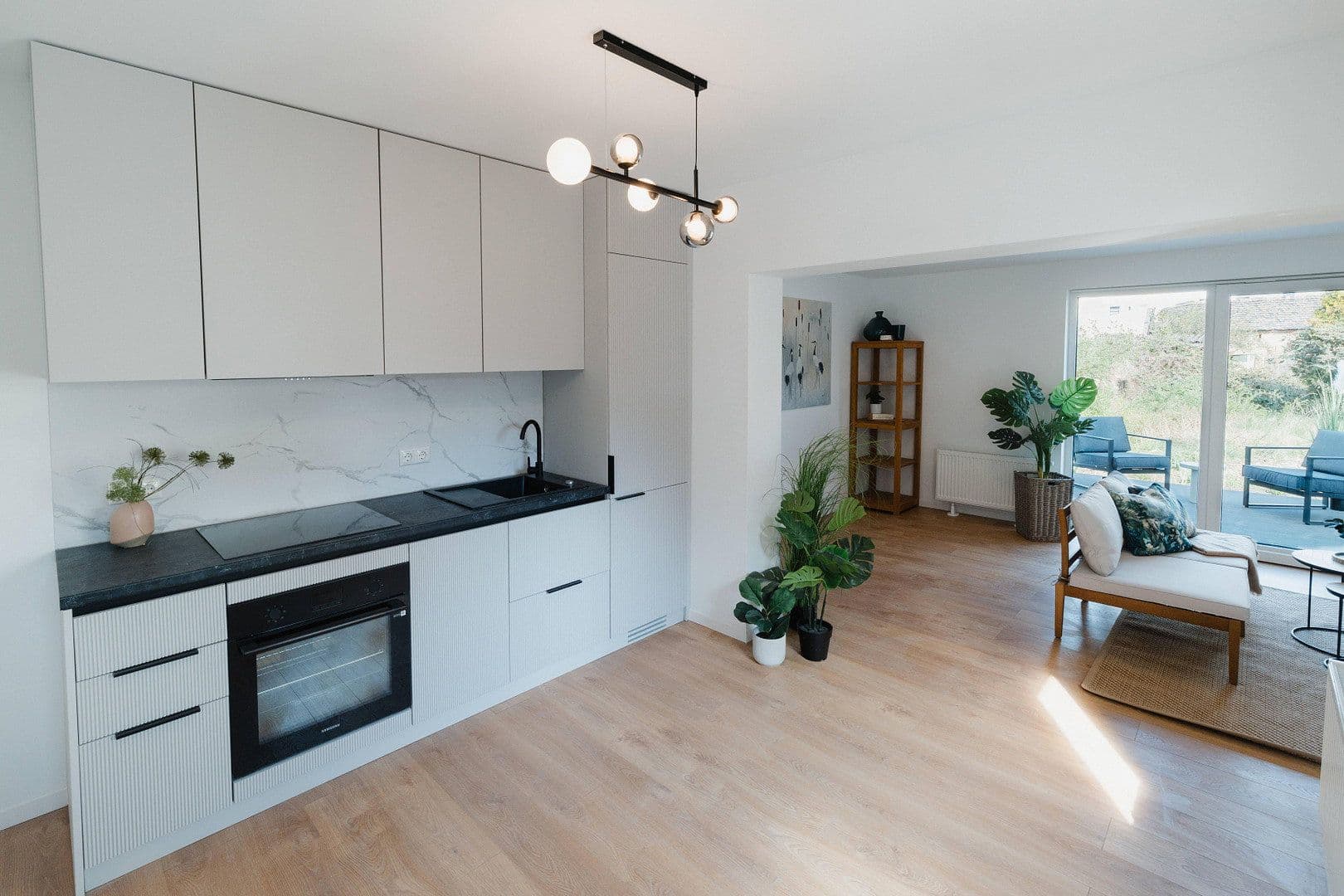 Prodej bytu 2+1 42 m², Schifferstr. 16, Dessau-Roßlau, Sasko-Anhaltsko Prodej bytu 2+1 42 m², Schifferstr. 16, Dessau-Roßlau, Sasko-Anhaltsko