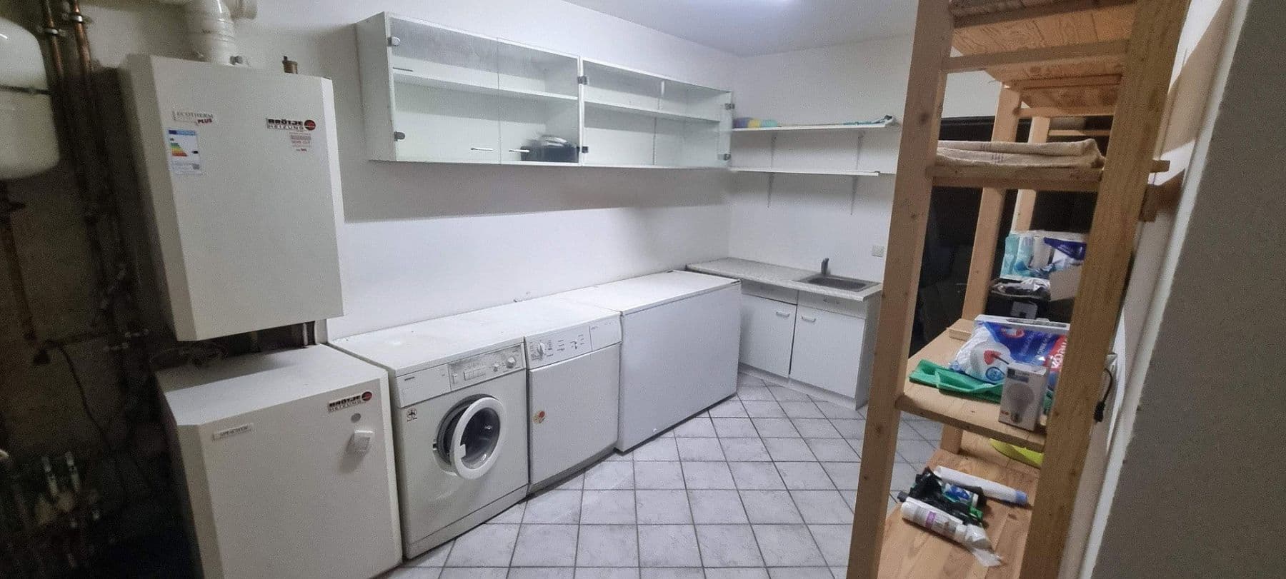 Prodej domu 250 m², pozemek 911 m², Leezen, Šlesvicko-Holštýnsko Prodej domu 250 m², pozemek 911 m², Leezen, Šlesvicko-Holštýnsko