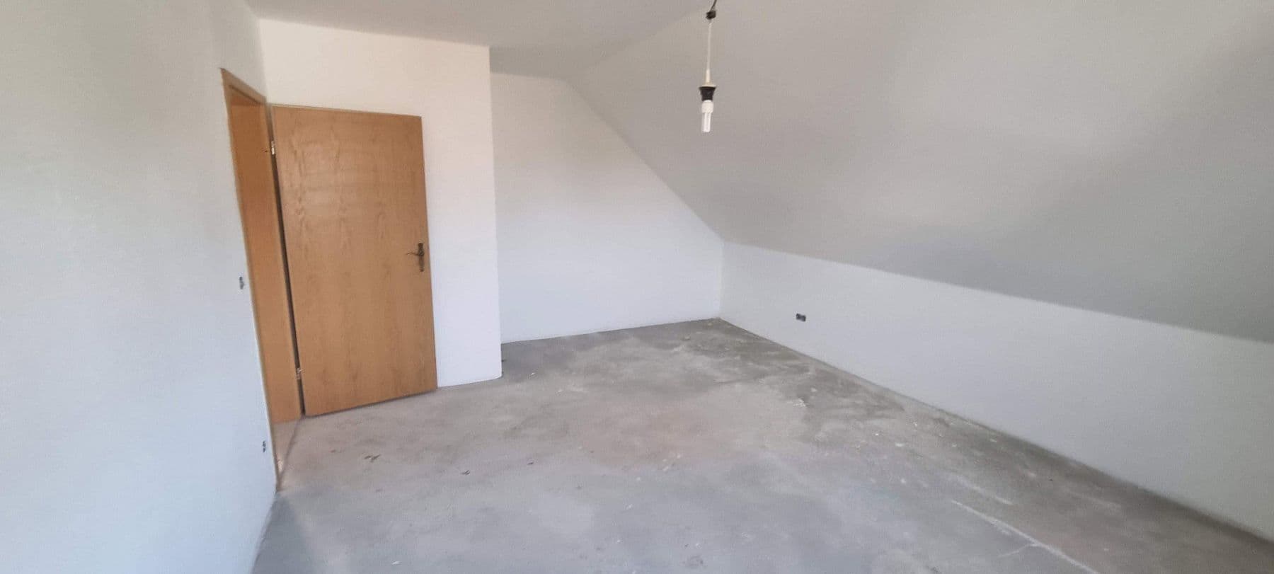 Prodej domu 250 m², pozemek 911 m², Leezen, Šlesvicko-Holštýnsko Prodej domu 250 m², pozemek 911 m², Leezen, Šlesvicko-Holštýnsko