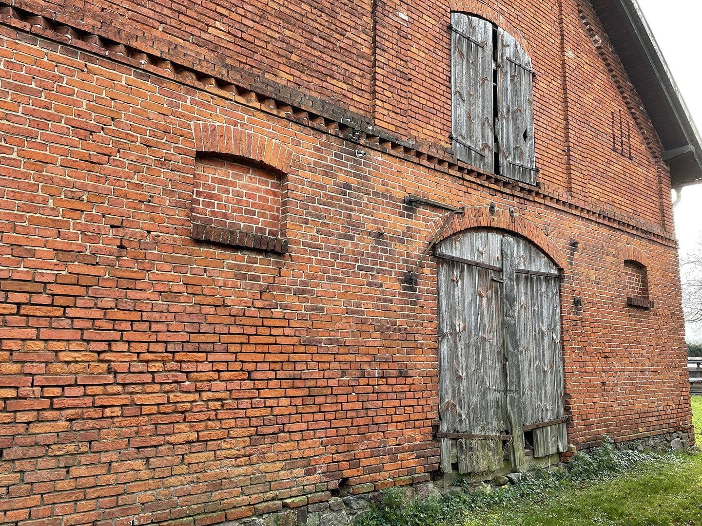 Prodej domu 300 m², pozemek 1.058 m², Dorfstrasse, Penzlin, Mecklenburg-Vorpommern Prodej domu 300 m², pozemek 1.058 m², Dorfstrasse, Penzlin, Mecklenburg-Vorpommern