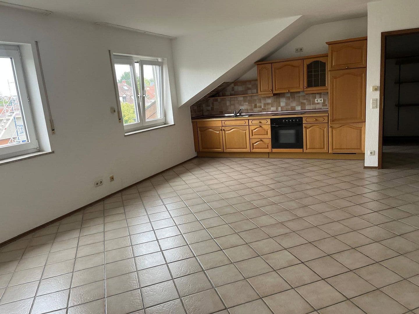 Pronájem bytu 2+1 50 m², Wiesloch, Bádensko-Württembersko Pronájem bytu 2+1 50 m², Wiesloch, Bádensko-Württembersko