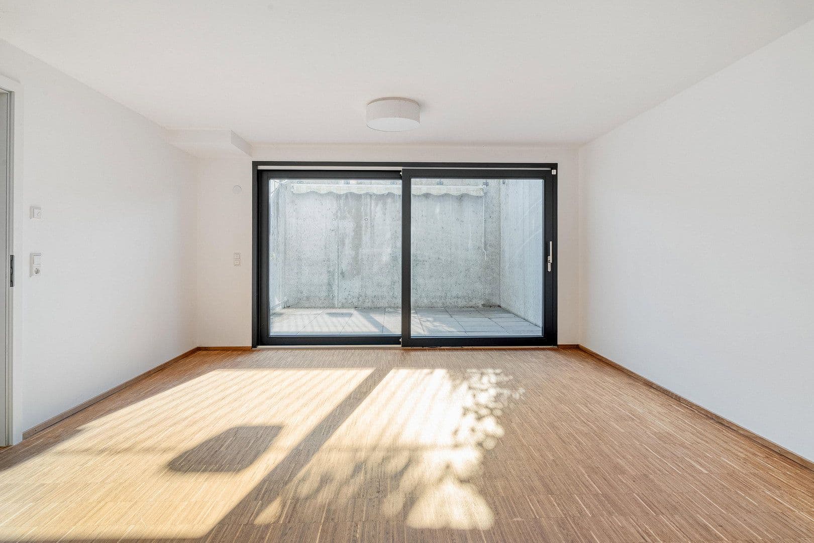 Prodej domu 210 m², pozemek 464 m², Allensbach, Bádensko-Württembersko Prodej domu 210 m², pozemek 464 m², Allensbach, Bádensko-Württembersko