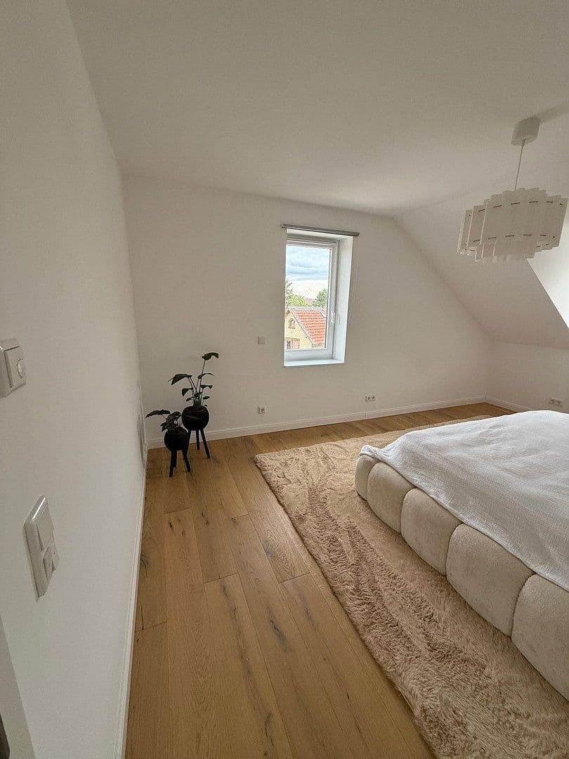 Pronájem bytu 3+1 83 m², Nieder-Olm, Porýní-Falc Pronájem bytu 3+1 83 m², Nieder-Olm, Porýní-Falc