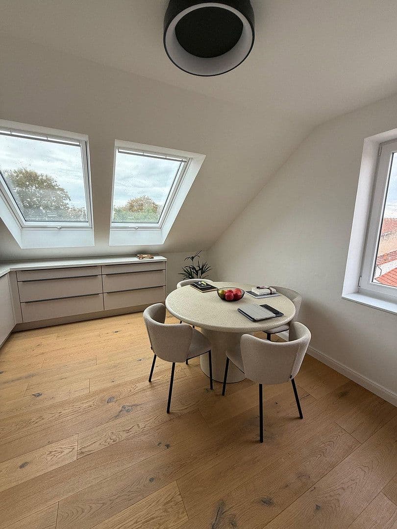 Pronájem bytu 3+1 83 m², Nieder-Olm, Porýní-Falc Pronájem bytu 3+1 83 m², Nieder-Olm, Porýní-Falc