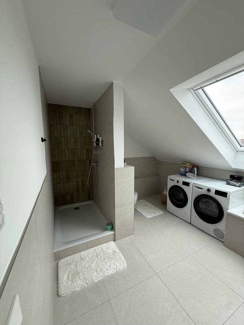 Pronájem bytu 3+1 83 m², Nieder-Olm, Porýní-Falc Pronájem bytu 3+1 83 m², Nieder-Olm, Porýní-Falc