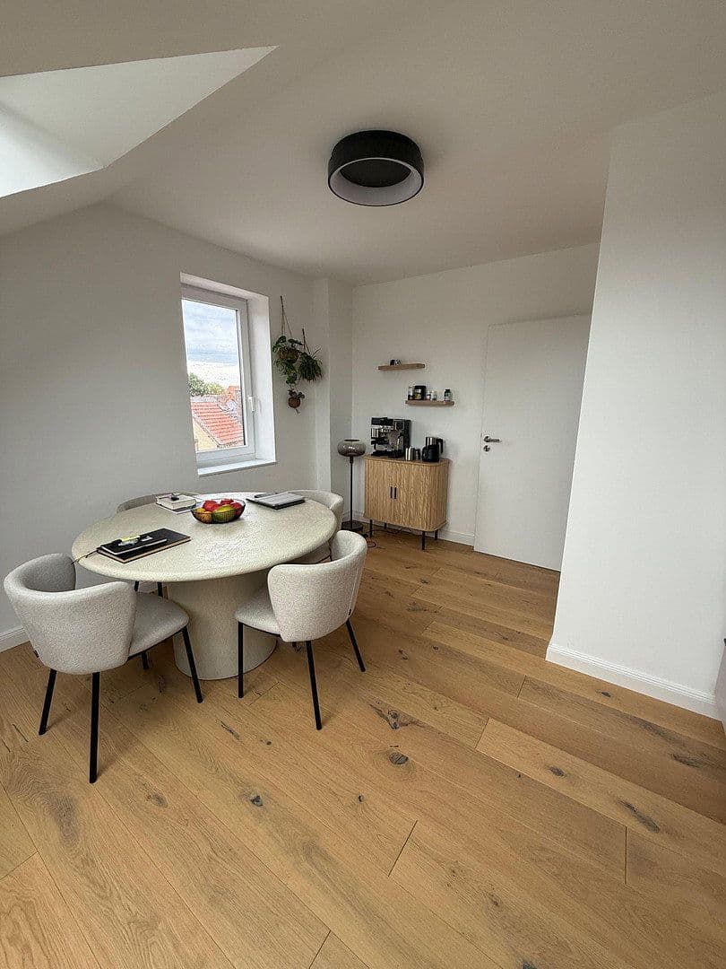 Pronájem bytu 3+1 83 m², Nieder-Olm, Porýní-Falc Pronájem bytu 3+1 83 m², Nieder-Olm, Porýní-Falc