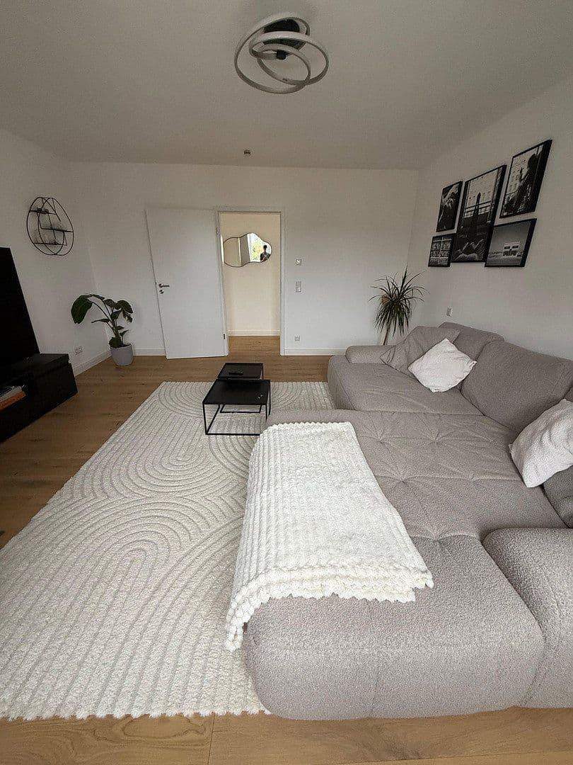 Pronájem bytu 3+1 83 m², Nieder-Olm, Porýní-Falc Pronájem bytu 3+1 83 m², Nieder-Olm, Porýní-Falc