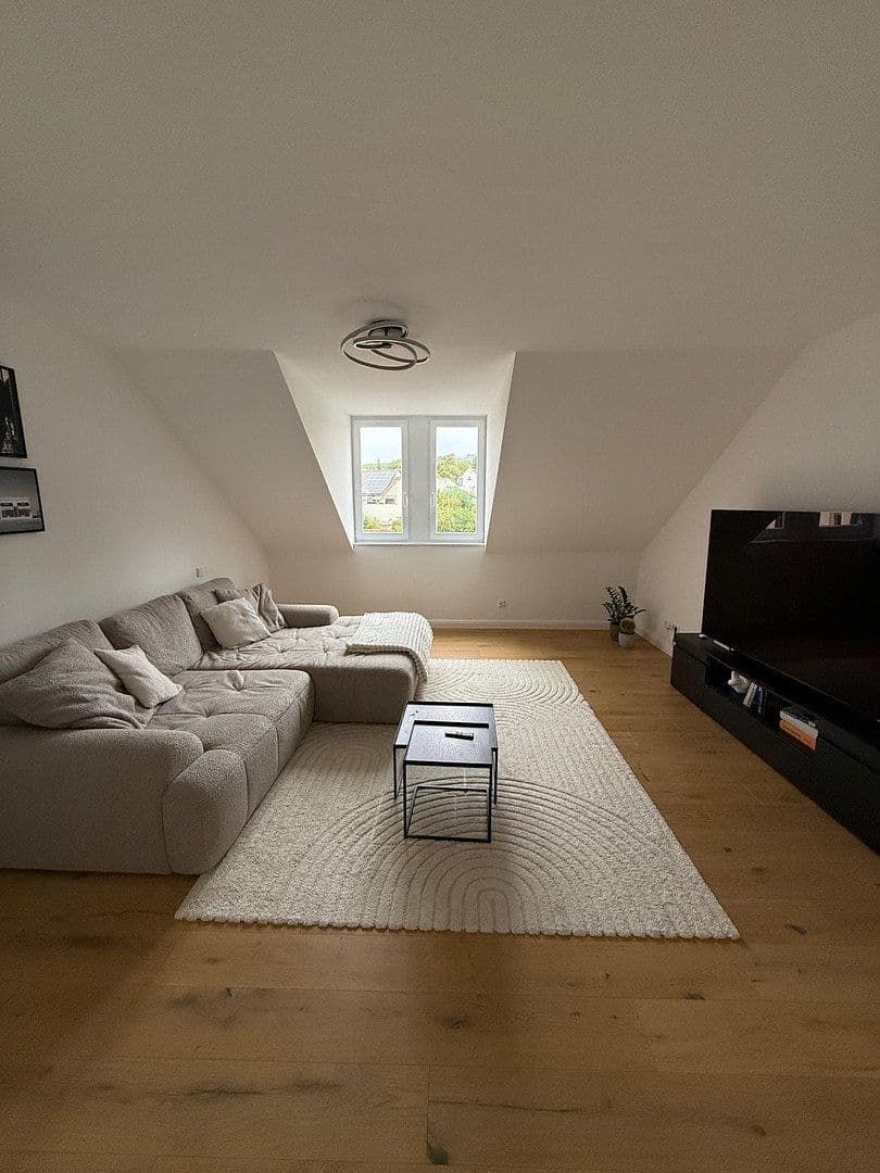 Pronájem bytu 3+1 83 m², Nieder-Olm, Porýní-Falc Pronájem bytu 3+1 83 m², Nieder-Olm, Porýní-Falc