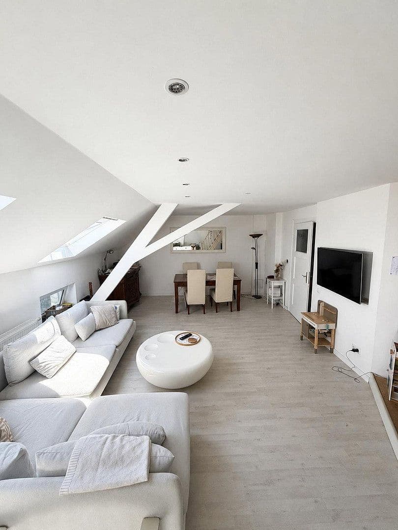 Prodej domu 434 m², pozemek 362 m², Viersener Staße 116, Mönchengladbach, Severní Porýní-Vestfálsko Prodej domu 434 m², pozemek 362 m², Viersener Staße 116, Mönchengladbach, Severní Porýní-Vestfálsko