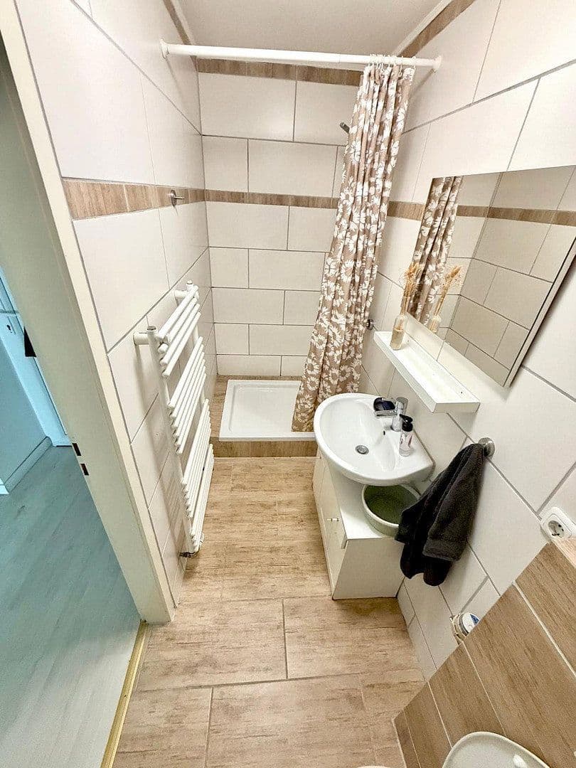 Prodej domu 434 m², pozemek 362 m², Viersener Staße 116, Mönchengladbach, Severní Porýní-Vestfálsko Prodej domu 434 m², pozemek 362 m², Viersener Staße 116, Mönchengladbach, Severní Porýní-Vestfálsko