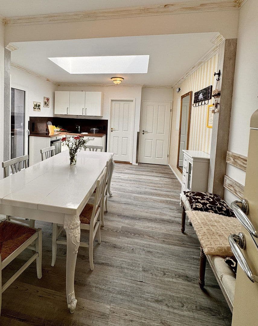 Pronájem bytu 2+1 54 m², Schwerin, Mecklenburg-Vorpommern Pronájem bytu 2+1 54 m², Schwerin, Mecklenburg-Vorpommern