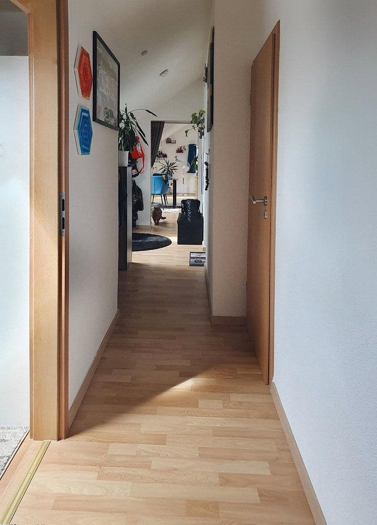 Pronájem bytu 3+1 69 m², Triberger Straße 4, Villingen-Schwenningen, Bádensko-Württembersko Pronájem bytu 3+1 69 m², Triberger Straße 4, Villingen-Schwenningen, Bádensko-Württembersko