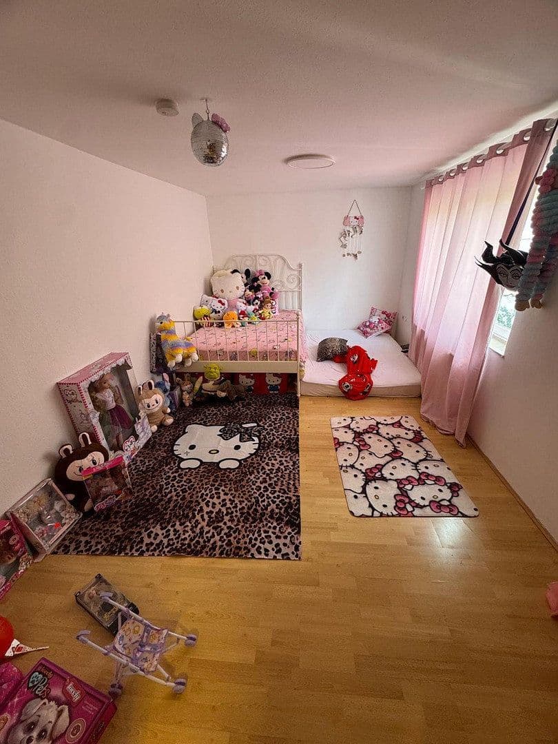 Pronájem bytu 5+1 124 m², Rheinstrasse 93, Münster-Sarmsheim, Porýní-Falc Pronájem bytu 5+1 124 m², Rheinstrasse 93, Münster-Sarmsheim, Porýní-Falc