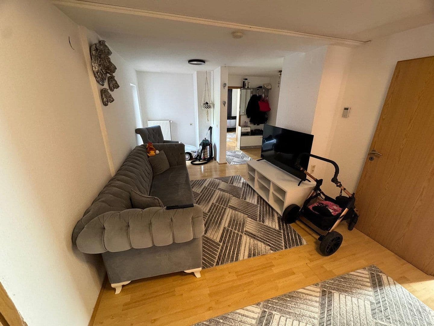 Pronájem bytu 5+1 124 m², Rheinstrasse 93, Münster-Sarmsheim, Porýní-Falc Pronájem bytu 5+1 124 m², Rheinstrasse 93, Münster-Sarmsheim, Porýní-Falc