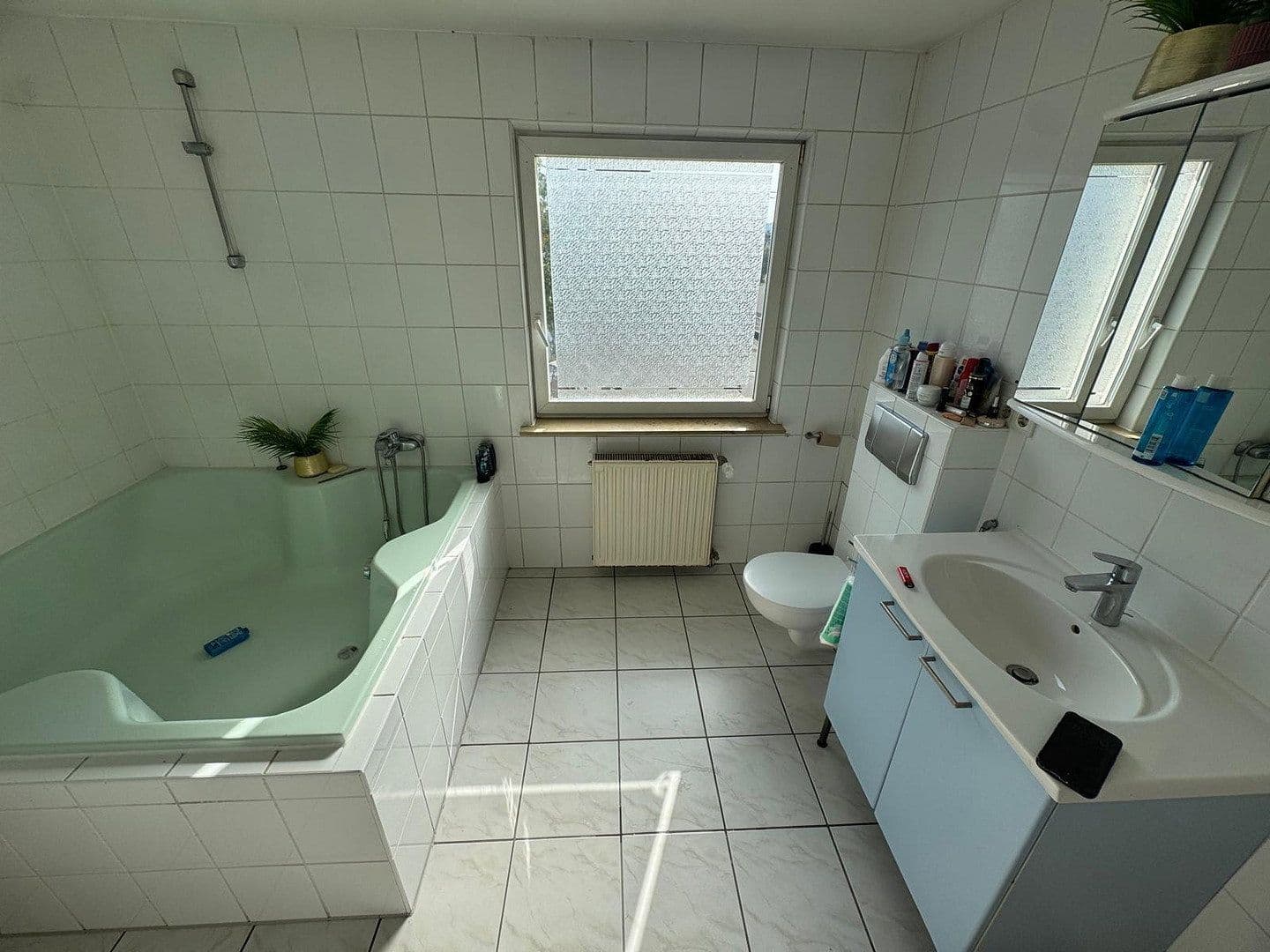 Pronájem bytu 5+1 124 m², Rheinstrasse 93, Münster-Sarmsheim, Porýní-Falc Pronájem bytu 5+1 124 m², Rheinstrasse 93, Münster-Sarmsheim, Porýní-Falc