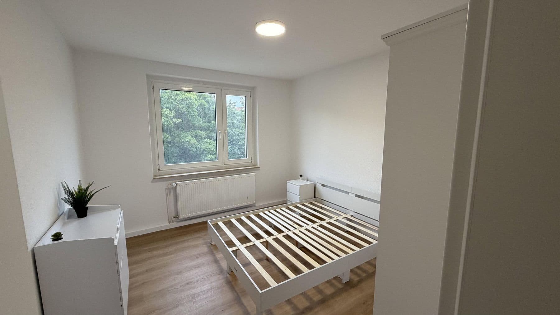 Pronájem bytu 2+1 51 m², Karl-Liebknecht-Ring, Greifswald, Mecklenburg-Vorpommern Pronájem bytu 2+1 51 m², Karl-Liebknecht-Ring, Greifswald, Mecklenburg-Vorpommern