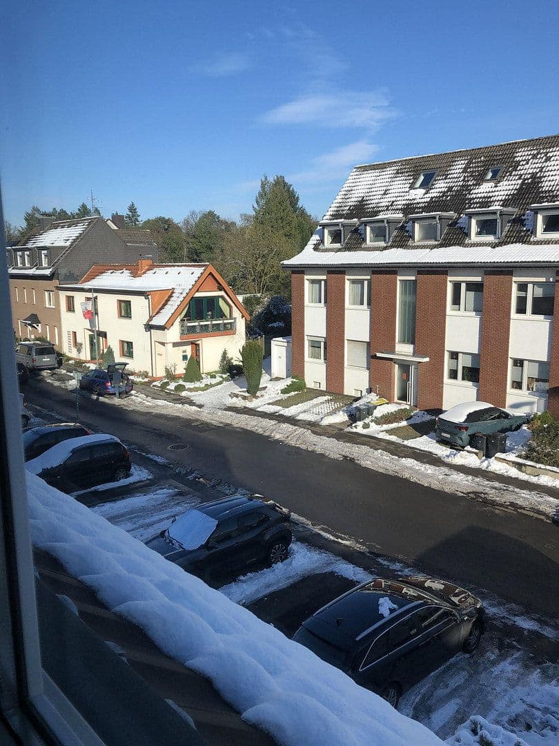 Pronájem bytu 2+1 64 m², Köln-Dünnwald, Severní Porýní-Vestfálsko Pronájem bytu 2+1 64 m², Köln-Dünnwald, Severní Porýní-Vestfálsko