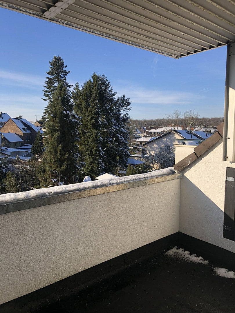 Pronájem bytu 2+1 64 m², Köln-Dünnwald, Severní Porýní-Vestfálsko Pronájem bytu 2+1 64 m², Köln-Dünnwald, Severní Porýní-Vestfálsko