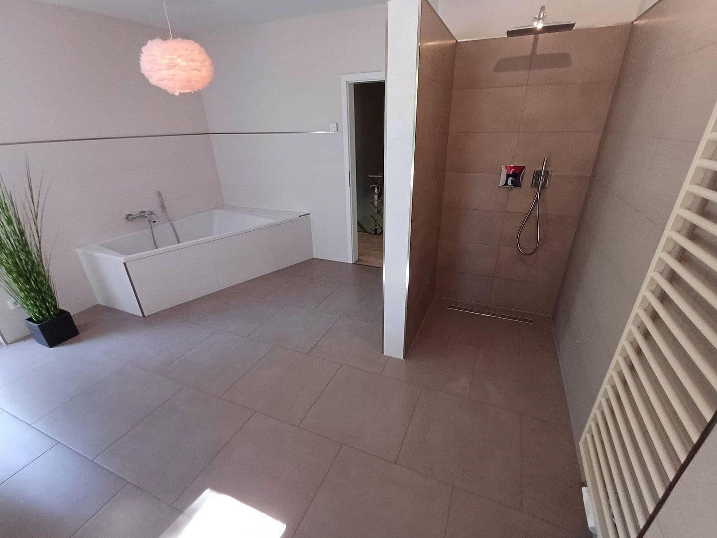 Prodej domu 240 m², pozemek 624 m², Falkensee, Braniborsko Prodej domu 240 m², pozemek 624 m², Falkensee, Braniborsko