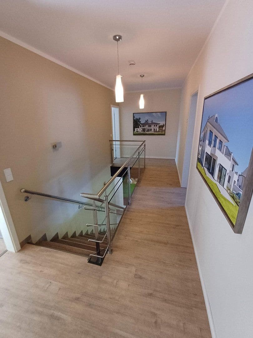 Prodej domu 240 m², pozemek 624 m², Falkensee, Braniborsko Prodej domu 240 m², pozemek 624 m², Falkensee, Braniborsko