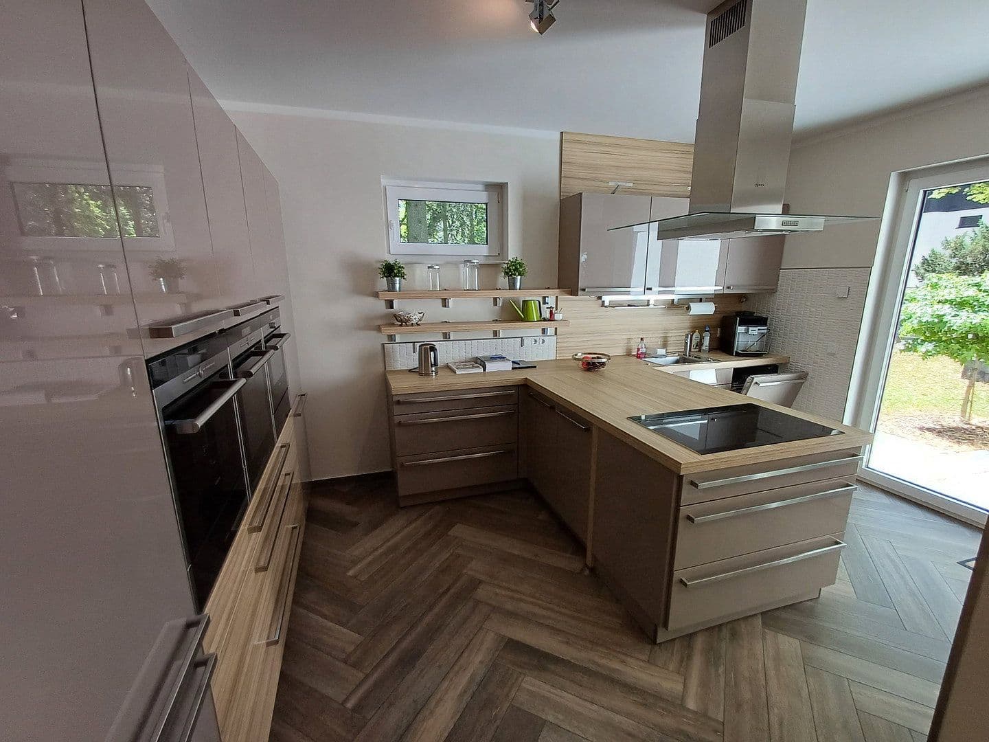 Prodej domu 240 m², pozemek 624 m², Falkensee, Braniborsko Prodej domu 240 m², pozemek 624 m², Falkensee, Braniborsko