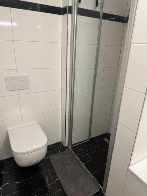 Pronájem bytu 2+kk 67 m², Am Langwieder Bach 21 b, München, Bavorsko Pronájem bytu 2+kk 67 m², Am Langwieder Bach 21 b, München, Bavorsko