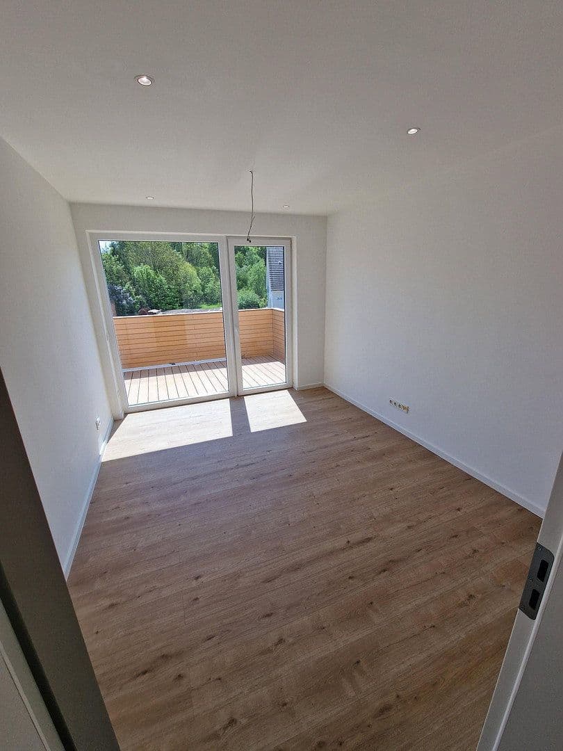 Pronájem domu 190 m², pozemek 120 m², Plaußiger Dorfstr. 24e, Leipzig, Sasko Pronájem domu 190 m², pozemek 120 m², Plaußiger Dorfstr. 24e, Leipzig, Sasko