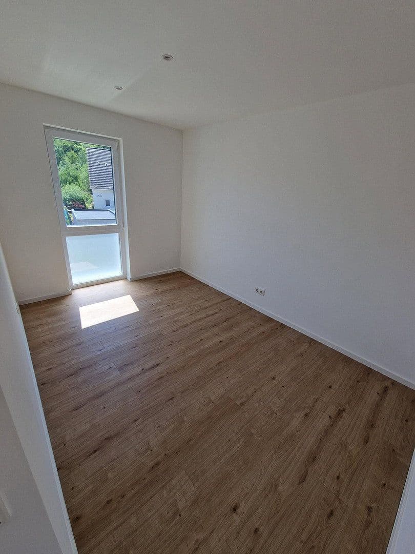 Pronájem domu 190 m², pozemek 120 m², Plaußiger Dorfstr. 24e, Leipzig, Sasko Pronájem domu 190 m², pozemek 120 m², Plaußiger Dorfstr. 24e, Leipzig, Sasko