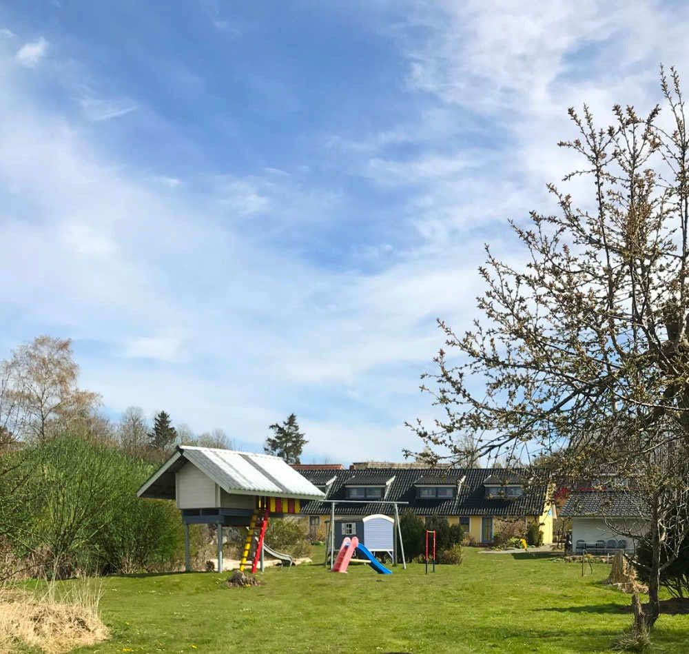 Prodej domu 366 m², pozemek 13.600 m², Dorfstraße, 16, Neuenkirchen, Mecklenburg-Vorpommern Prodej domu 366 m², pozemek 13.600 m², Dorfstraße, 16, Neuenkirchen, Mecklenburg-Vorpommern