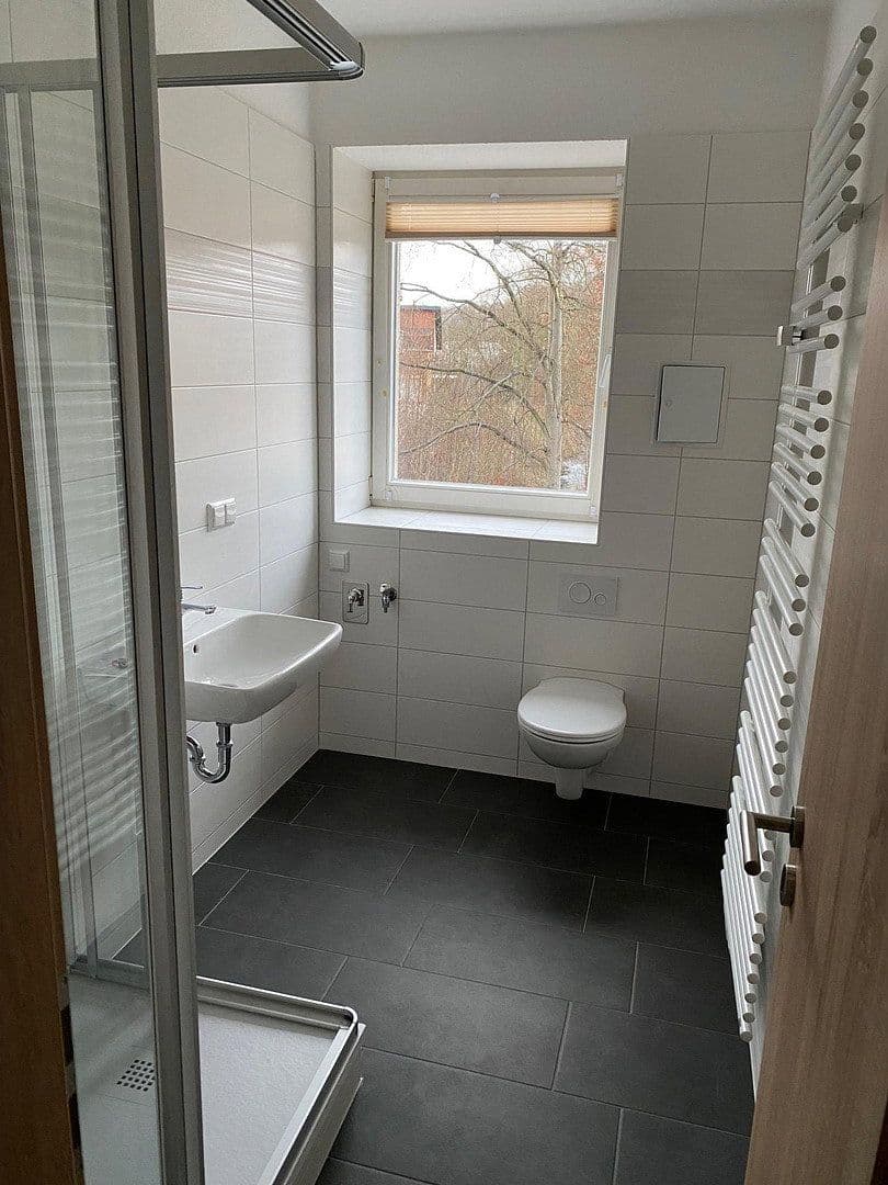 Pronájem bytu 2+1 58 m², Bahnhofstraße 4, Reichenbach, Sasko Pronájem bytu 2+1 58 m², Bahnhofstraße 4, Reichenbach, Sasko