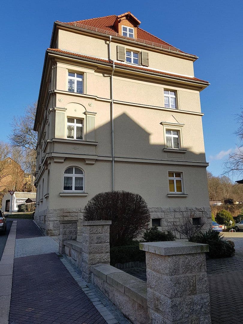 Pronájem bytu 2+1 58 m², Bahnhofstraße 4, Reichenbach, Sasko Pronájem bytu 2+1 58 m², Bahnhofstraße 4, Reichenbach, Sasko
