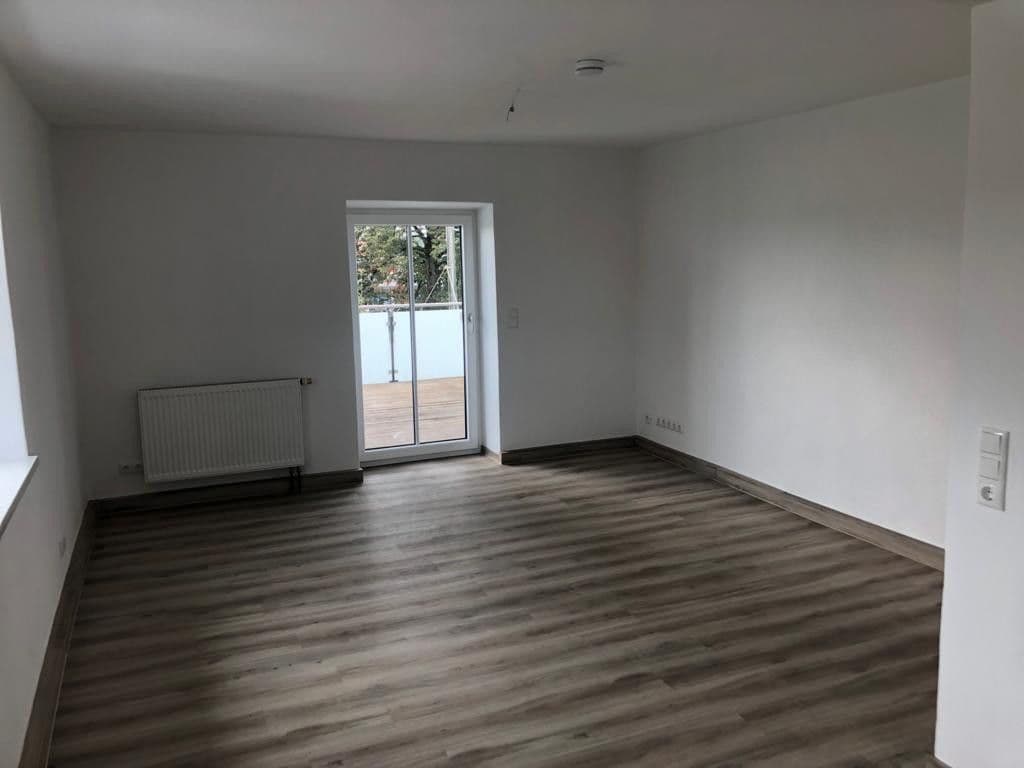 Pronájem bytu 3+kk 81 m², Siedlung 17 und 18, Deggendorf, Bavorsko Pronájem bytu 3+kk 81 m², Siedlung 17 und 18, Deggendorf, Bavorsko