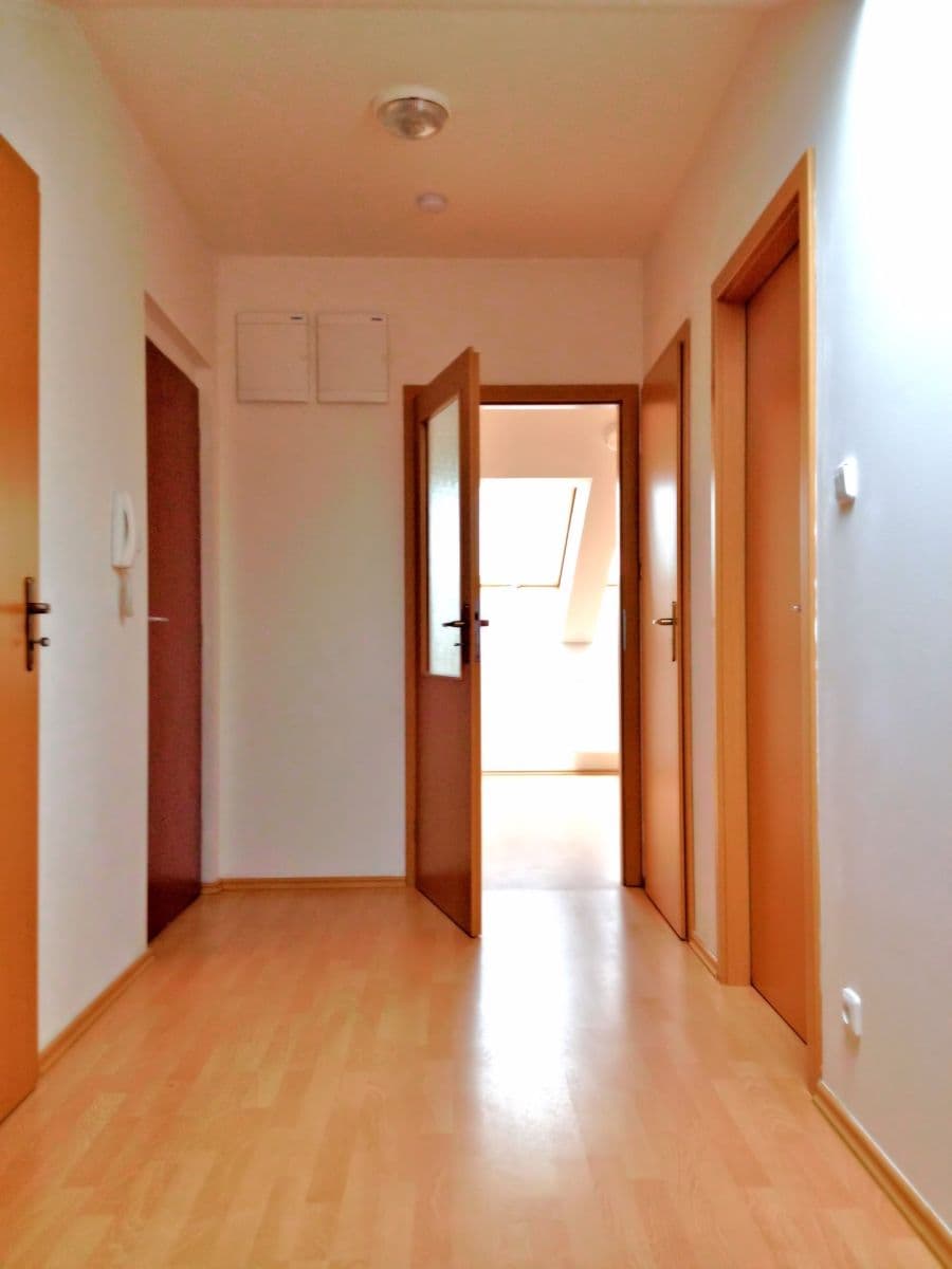 Pronájem bytu 2+kk 77 m², Mladých Běchovic, Praha, Praha Pronájem bytu 2+kk 77 m², Mladých Běchovic, Praha, Praha