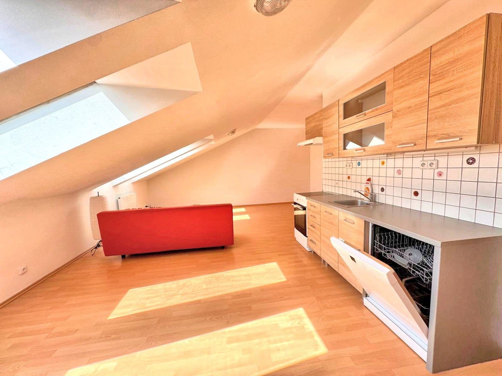 Pronájem bytu 2+kk 77 m², Mladých Běchovic, Praha, Praha Pronájem bytu 2+kk 77 m², Mladých Běchovic, Praha, Praha