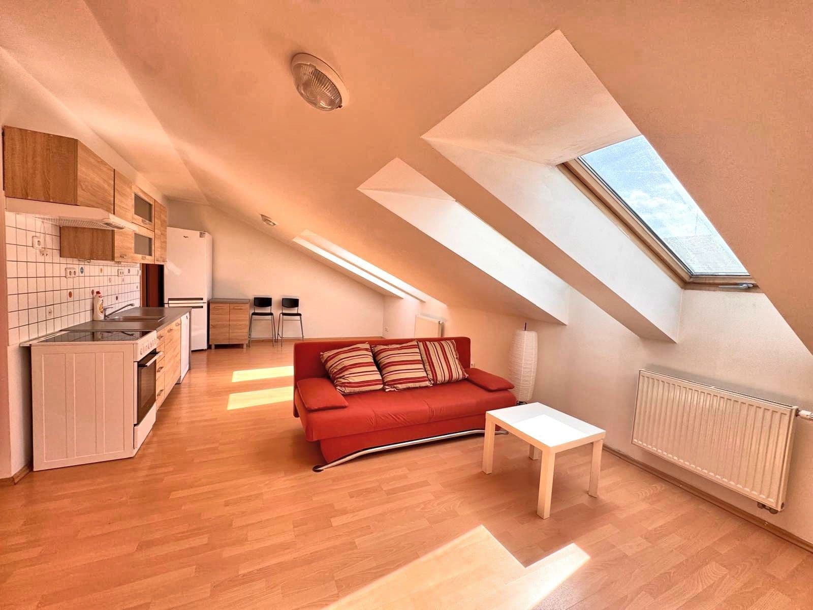 Pronájem bytu 2+kk 77 m², Mladých Běchovic, Praha, Praha Pronájem bytu 2+kk 77 m², Mladých Běchovic, Praha, Praha