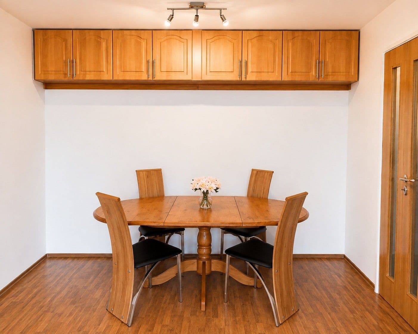 Pronájem bytu 3+1 75 m², Lešenská, Praha, Praha Pronájem bytu 3+1 75 m², Lešenská, Praha, Praha