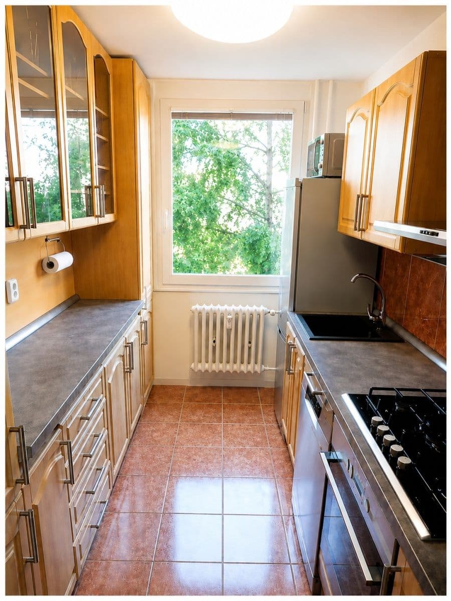 Pronájem bytu 3+1 75 m², Lešenská, Praha, Praha Pronájem bytu 3+1 75 m², Lešenská, Praha, Praha