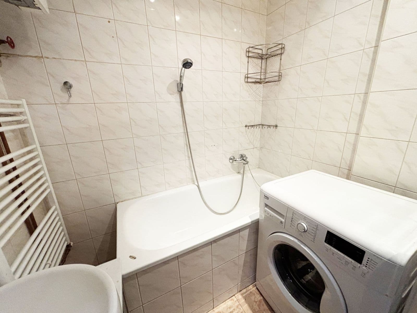 Pronájem bytu 1+1 48 m², Chrudimská, Praha, Praha Pronájem bytu 1+1 48 m², Chrudimská, Praha, Praha