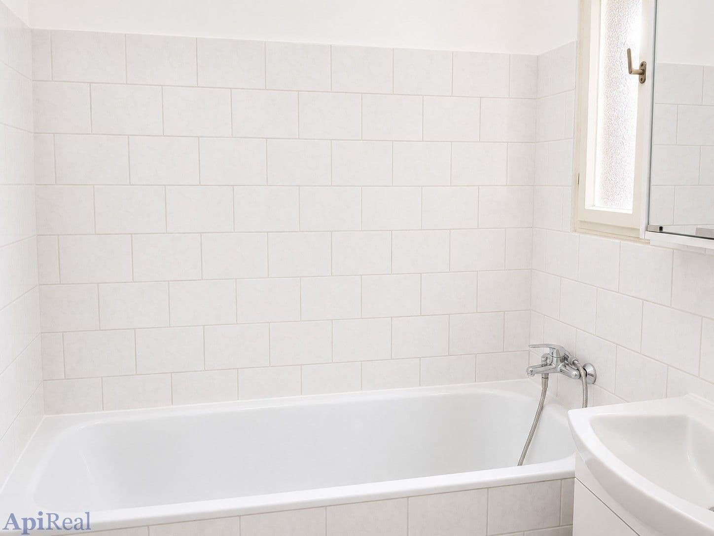 Prodej bytu 2+1 69 m², Kloboučnická, Praha, Praha Prodej bytu 2+1 69 m², Kloboučnická, Praha, Praha